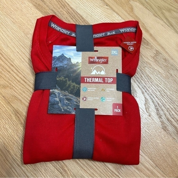Wrangler Thermal Top Red NWT 2X Men’s Zipper Pocket Moisture Wicking - Picture 2 of 3